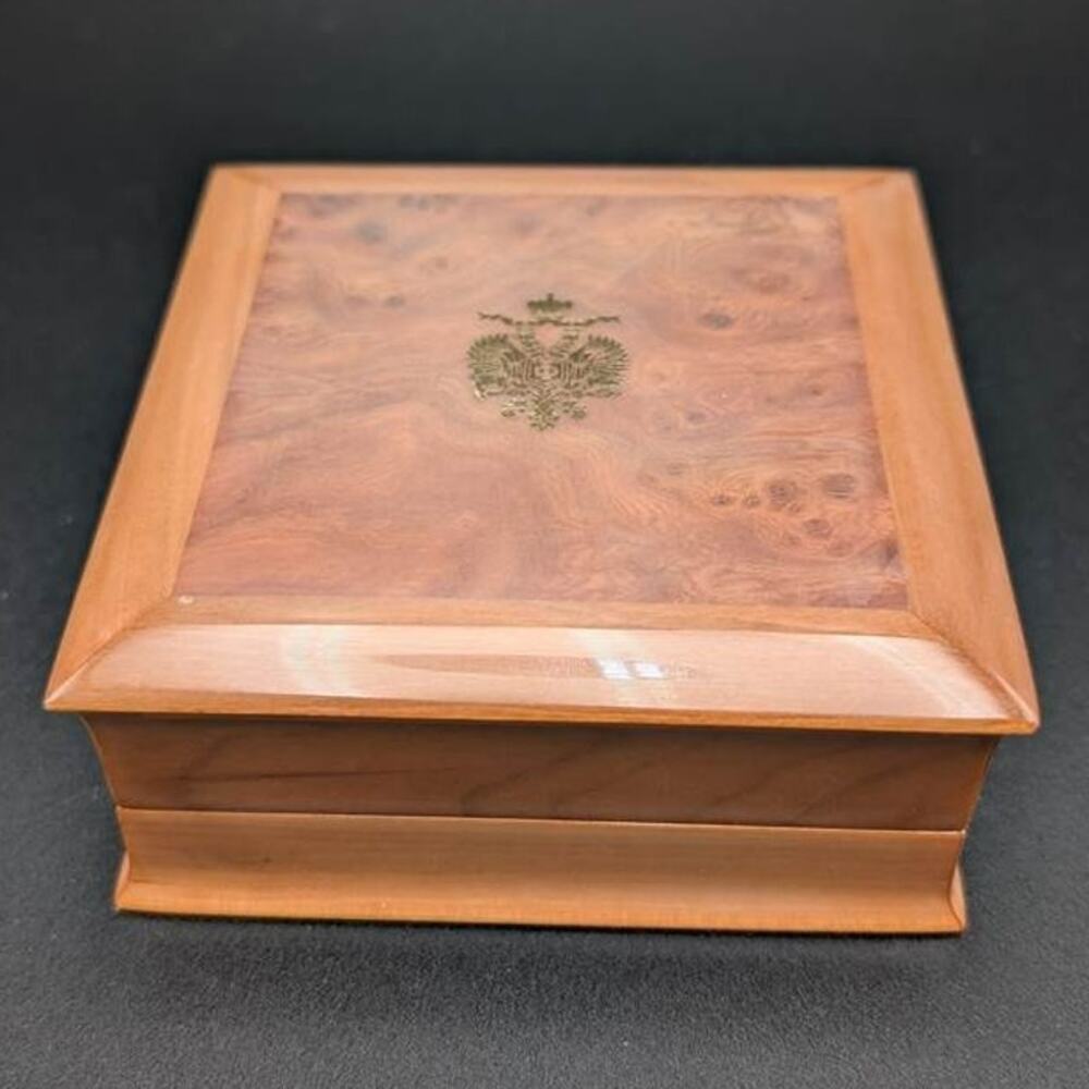Empty Fabergé Presentation Box for Pendant Glossy Imperial Double Headed Eagle